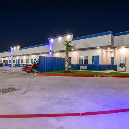 Azul Inn Aldine Экстерьер фото